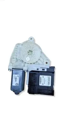 Skoda Octavia Mk2 (1Z) Front door electric window regulator 5K0959702D 5K0959792