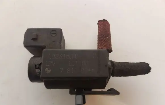 BMW 5 F10 F11 Turbo solenoid valve 70231800 7810831