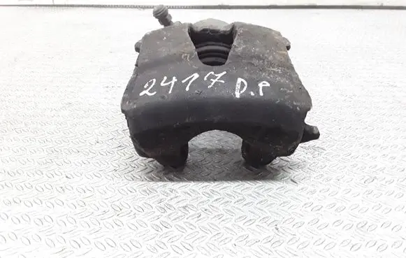 Volkswagen Golf V Front brake caliper
