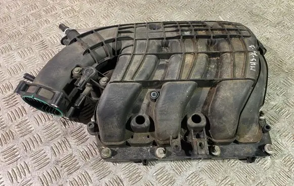Ford Mustang V Intake manifold