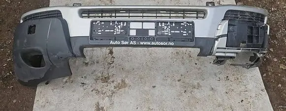 Volvo XC90 Front bumper 08620596