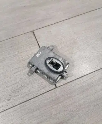 BMW 5 F10 F11 Headlight ballast module Xenon 7296090