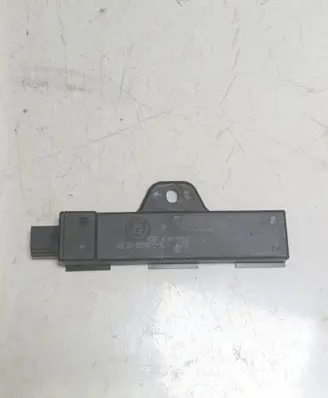 BMW i3 Aerial antenna amplifier 6520922083202 922083202