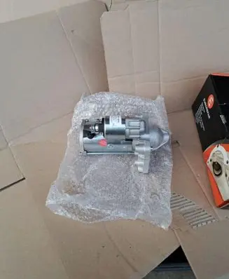 Citroen C4 II Starter motor 1638116880