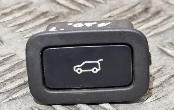 Land Rover Discovery Sport Tailgate/boot open switch button 1412055AA