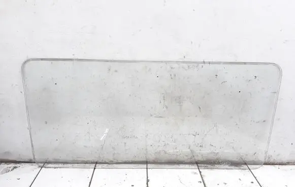 Mercedes-Benz Sprinter W901 W902 W903 W904 Side middle window/glass 