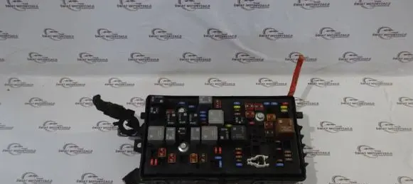 Opel Insignia A Fuse box set 13222781