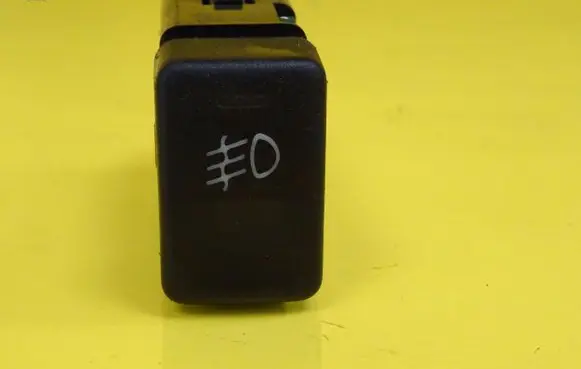 Fog light switch