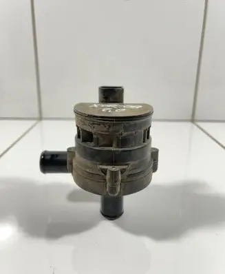Nissan X-Trail T31 Electric auxiliary coolant/water pump 0392023015
