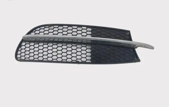 Alfa Romeo 147 Front bumper lower grill 46776670