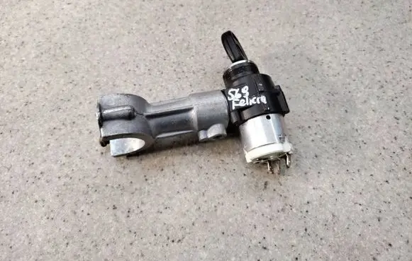 Skoda Felicia II Ignition lock 