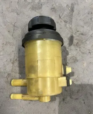 Hyundai Tucson JM Power steering fluid tank/reservoir