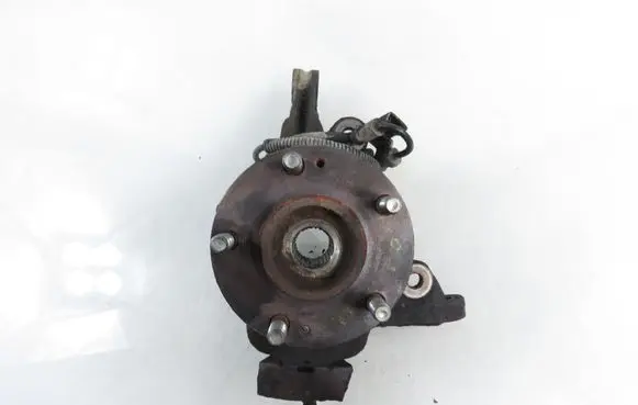 Hyundai i30 Front wheel hub spindle knuckle 