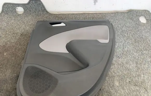 Opel Crossland X Rear door card panel trim