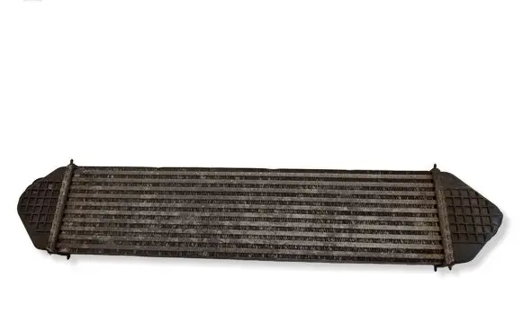 Ford Focus Intercooler air channel guide 8V619L440AC S4213005