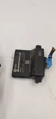 Volkswagen PASSAT B6 Gateway control module 3C0907530H 3C0907951