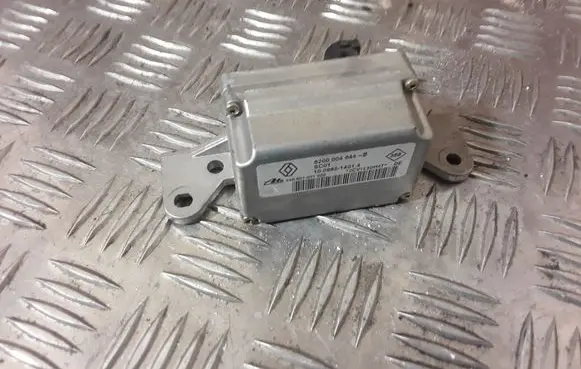 Renault Laguna II ESP acceleration yaw rate sensor 8200004644B