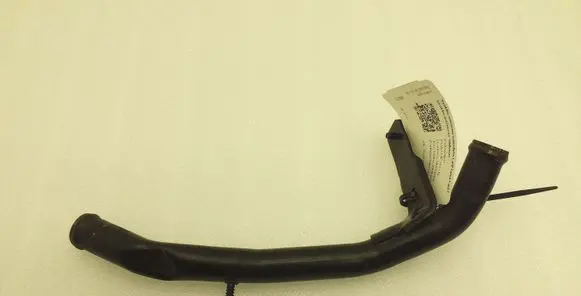 Volkswagen PASSAT B7 Engine coolant pipe/hose 03L122157R
