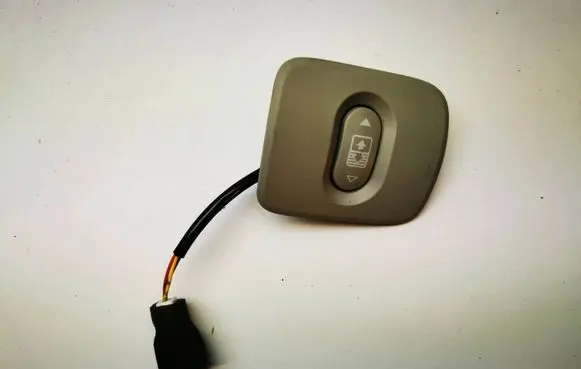 Nissan Qashqai Sunroof switch 