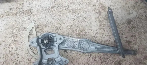 Toyota Yaris Sliding door window regulator with motor