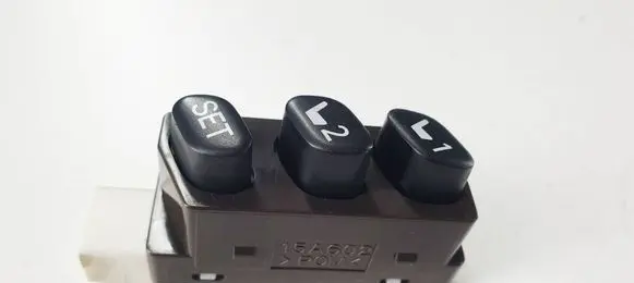 Lexus RX 330 - 350 - 400H Seat heating switch 