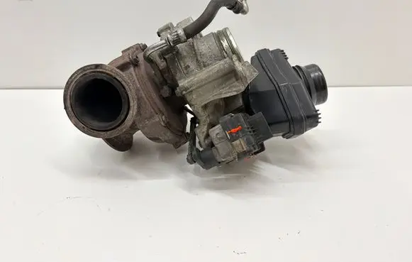 BMW 5 F10 F11 Turbo 7823202