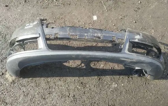 Volkswagen PASSAT B6 Front bumper PILKAS