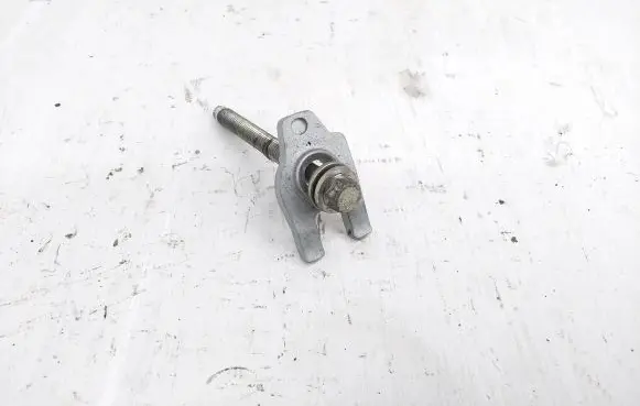 Renault Trafic III (X82) Fuel Injector clamp holder