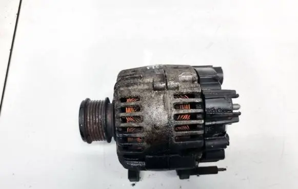 Volkswagen Caddy Generator/alternator 06F903023E