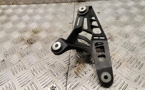 Audi A3 S3 A3 Sportback 8P Gear shift cable bracket 1k0711789