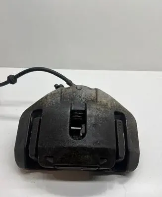 BMW 5 E60 E61 Front brake caliper 6030348