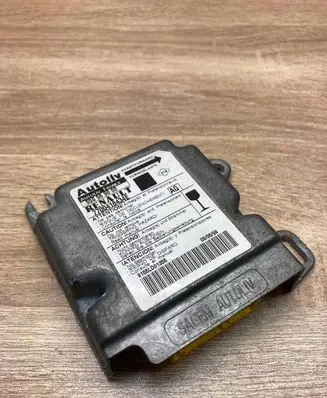 Renault Scenic I Airbag control unit/module 550569000 7700418434E