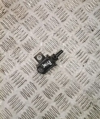 Toyota Prius (XW20) Vacuum valve 9091012259