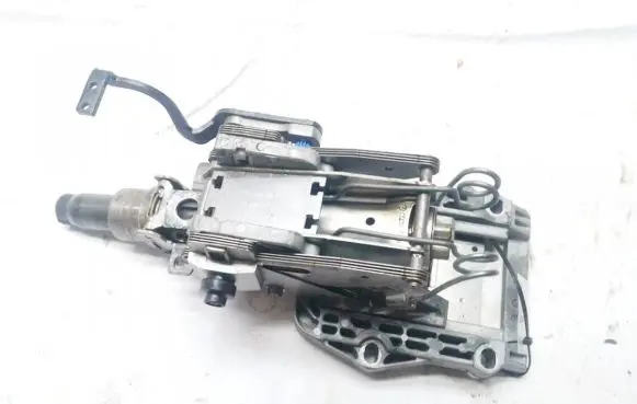 Volkswagen PASSAT B5.5 Steering wheel axle 3b0419502f