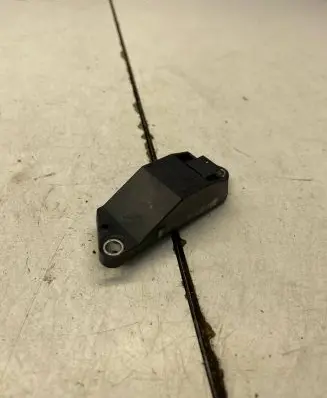 Mercedes-Benz E W211 Airbag deployment crash/impact sensor A0018209326 25571179A4