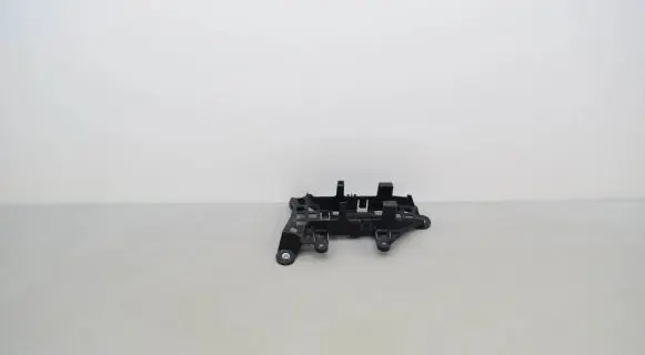 Battery bracket