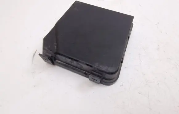 Nissan Qashqai Fuse box cover GF20M10