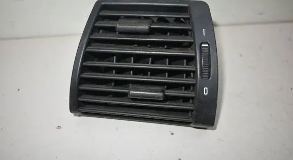 BMW X5 E53 Dashboard side air vent grill/cover trim 8402215