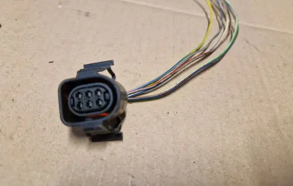 Volkswagen Golf III Other relay 3A0973713