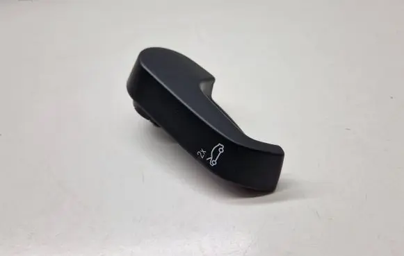 BMW i4 Engine bonnet (hood) release handle 7938322