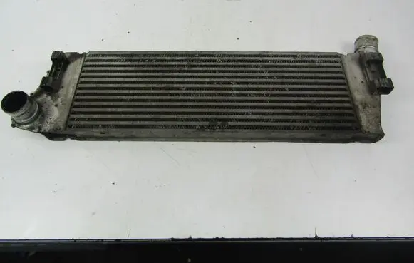 Renault Megane II Intercooler radiator 