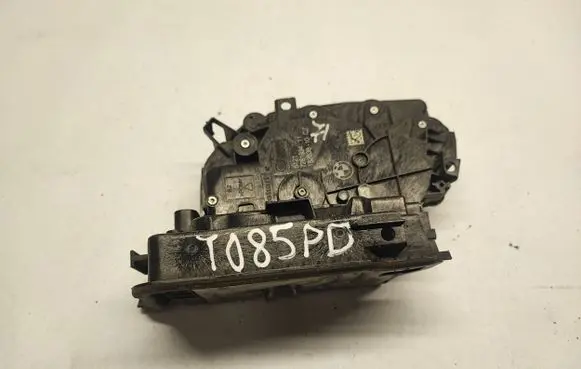 BMW X1 F48 F49 Front door lock 7281934