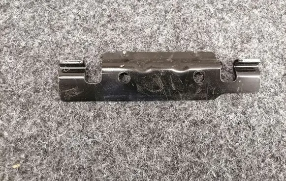 Battery bracket
