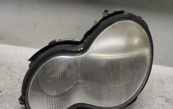 Mercedes-Benz C W203 Headlight/headlamp