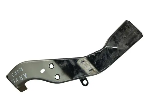 Audi A8 S8 D5 Fender mounting bracket 4N0821131J