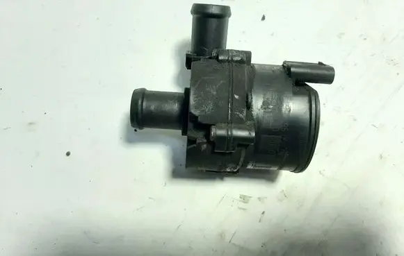 Skoda Superb B8 (3V) Electric auxiliary coolant/water pump 5G0965561