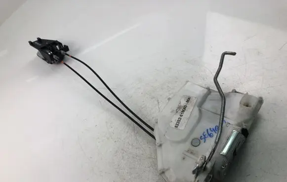 Suzuki SX4 S-Cross Rear door lock 8220261MA0