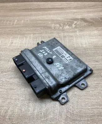 Nissan Qashqai Engine control unit/module ECU MEC93370C17312 MEC93370