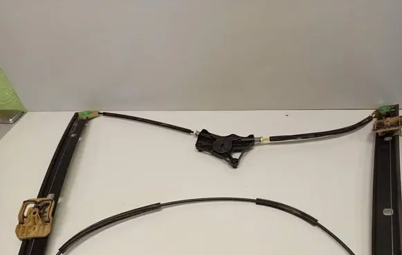 Audi A6 C7 Front window lifting mechanism without motor 4G0837462