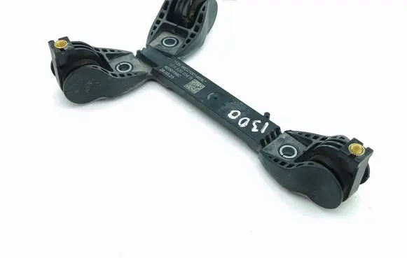 Skoda Enyaq iV A/C compressor mount bracket 1EA820034B 4030156C 125KWC21001463L